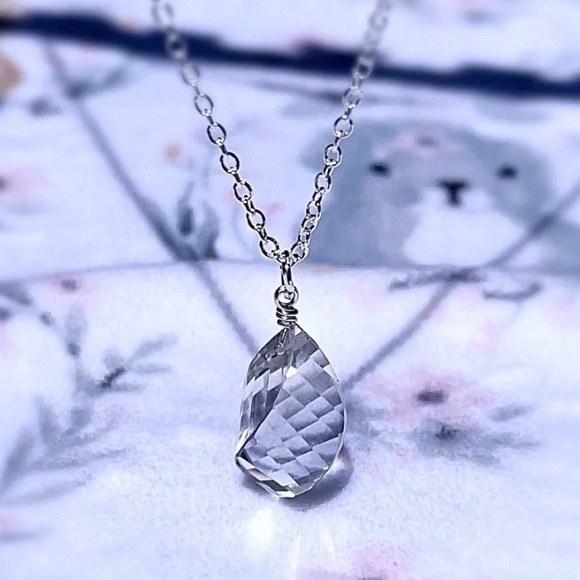 Jewelry - Hand Made Quartz Charm Necklace